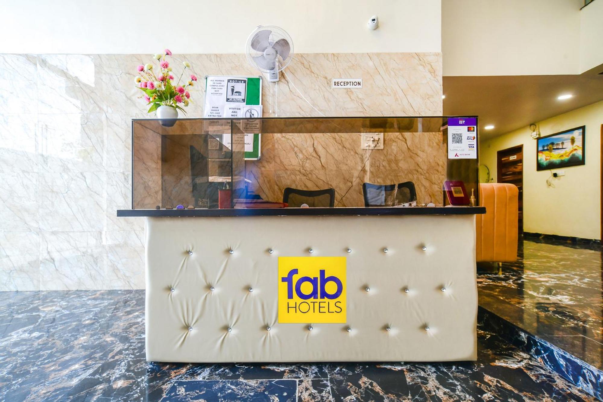 Fabhotel Crown Park Indore Exterior photo